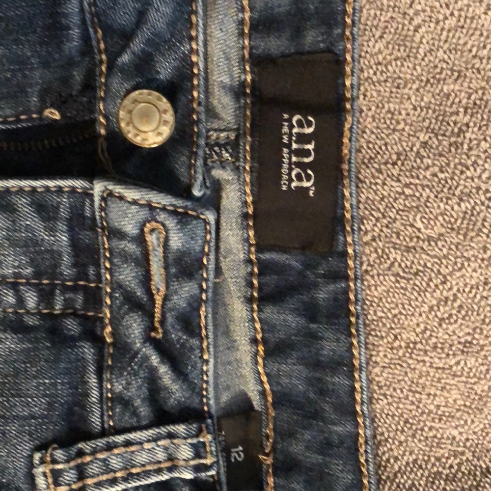 Ana brand women’s capris size 12